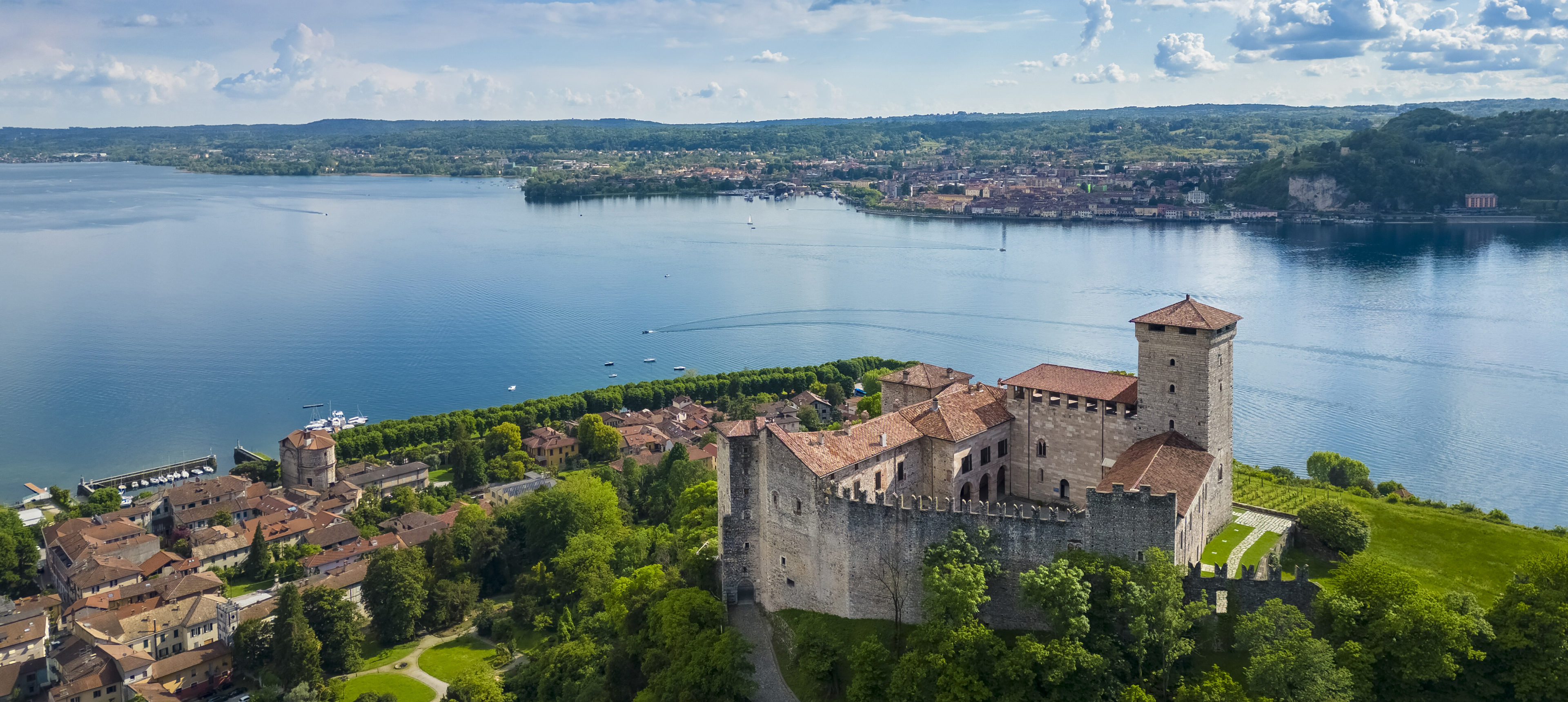 Burg von Angera im Süden des Sees