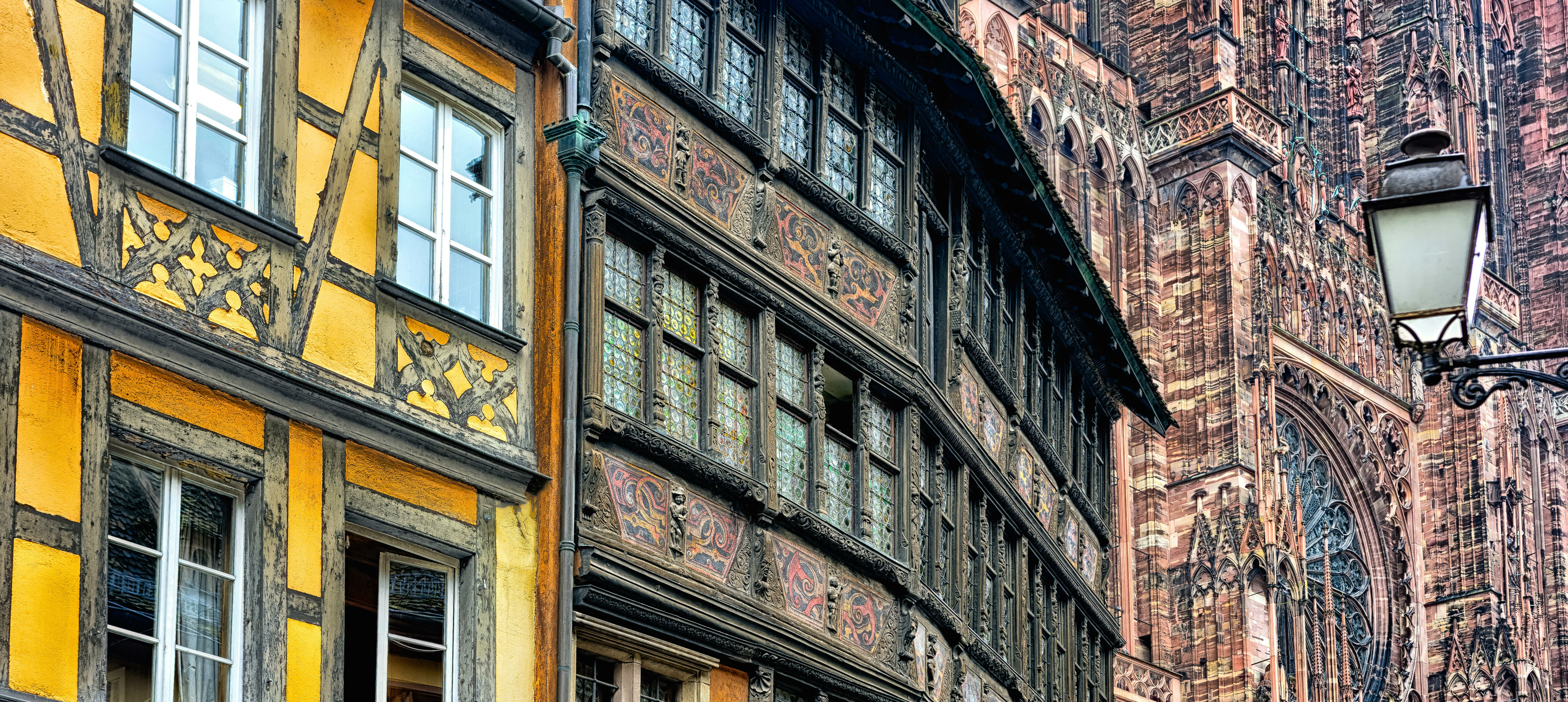 Fachwerkhaus vor dem Straßburger Münster